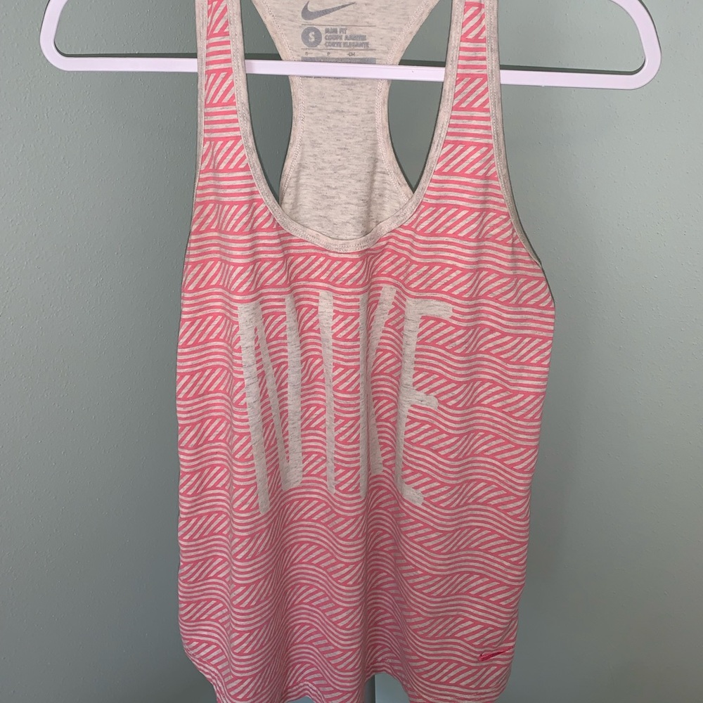 Nike tank top/workout top